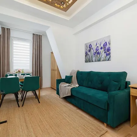 Komfortowy Z Klimatyzacja By Renters كراكوفيا