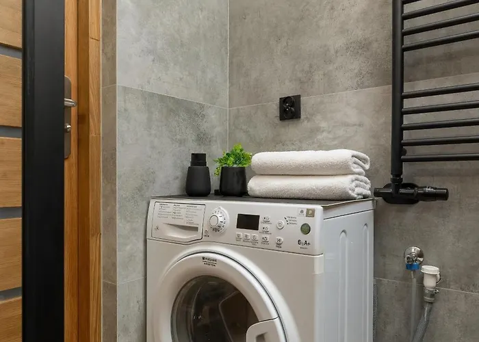 شقة Komfortowy Z Klimatyzacja By Renters *